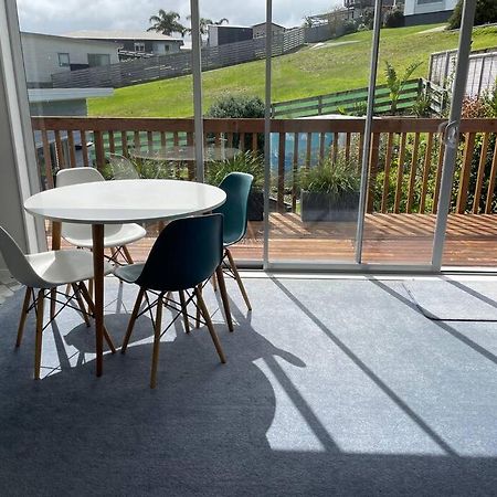 The Blue Beach House Mangawhai Exteriör bild