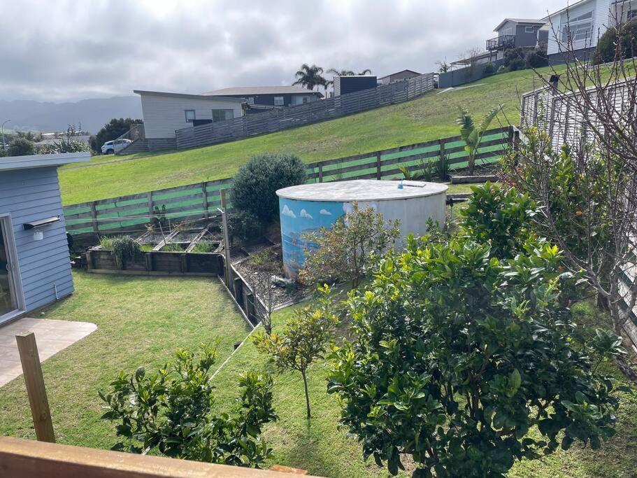 The Blue Beach House Mangawhai Exteriör bild