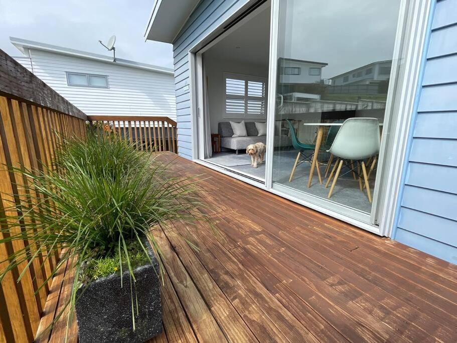 The Blue Beach House Mangawhai Exteriör bild
