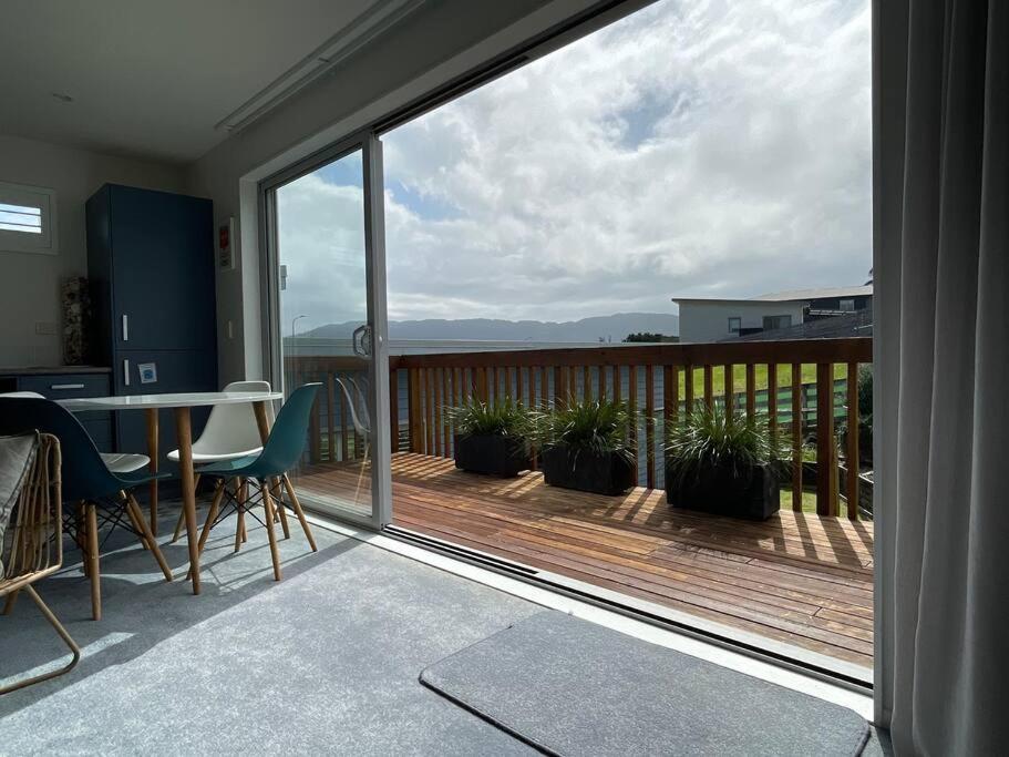 The Blue Beach House Mangawhai Exteriör bild