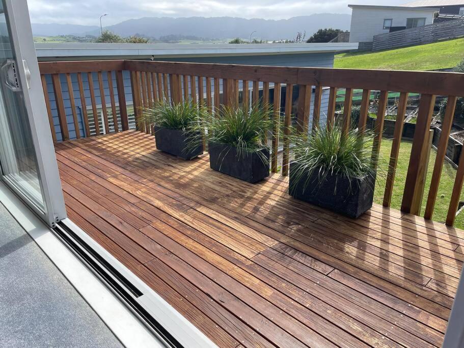 The Blue Beach House Mangawhai Exteriör bild